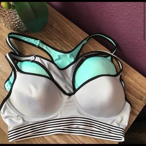 Set of sport bras